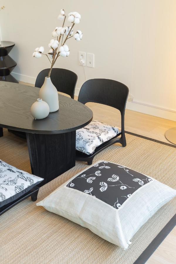Korea Hanok Large House With Terrace Apartment Seoul